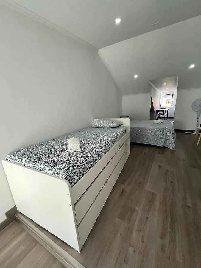 Big Apartment In Bairro Alto